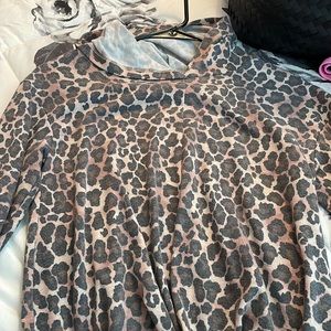 Cheetah sweatshirt